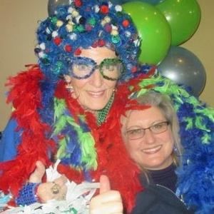 Meet your Posher, Suzanne